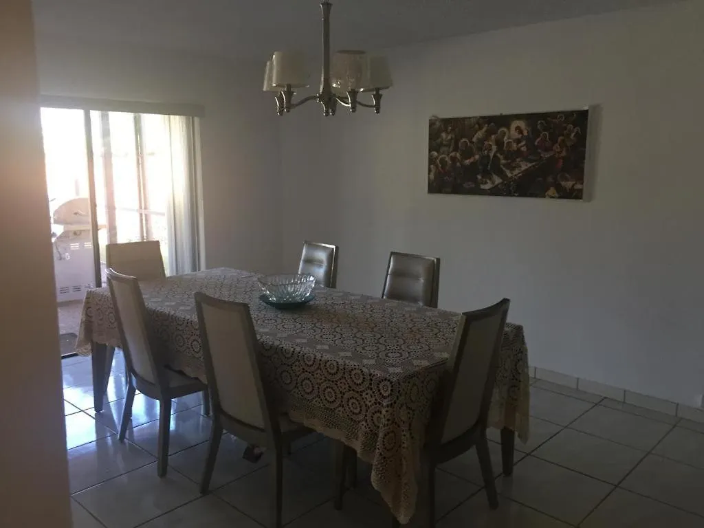 Holiday home 82-10sw 135av *
