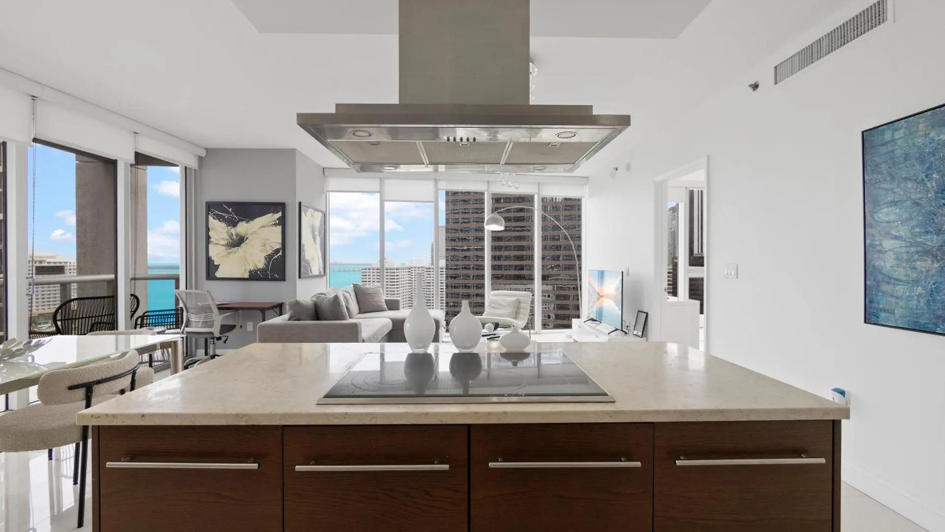 2b2b W Water View - Free Parking - Pool - Lux