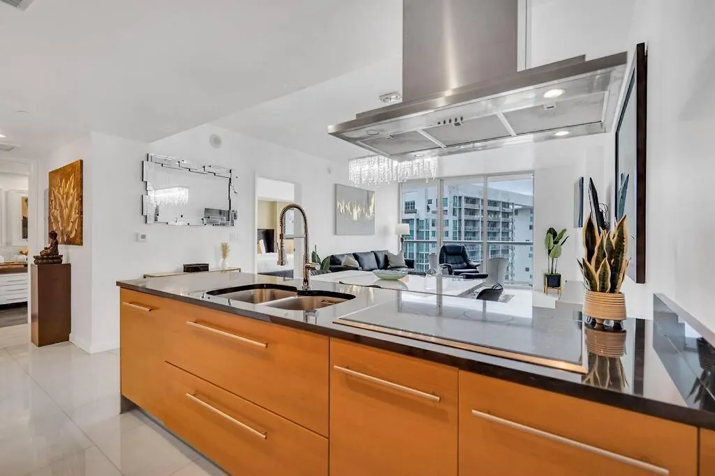 38th Floor W With Amenities Apartman Miami