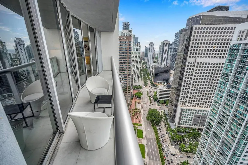 38th Floor W With Amenities Apartman