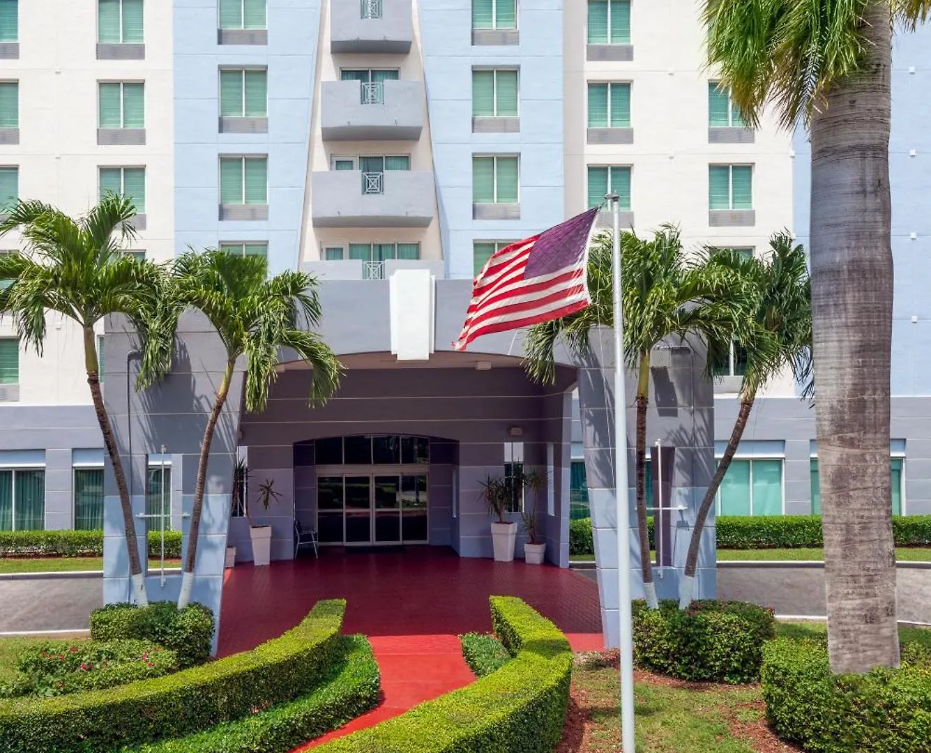 Miami-doral Area By Ihg Hotel 4*