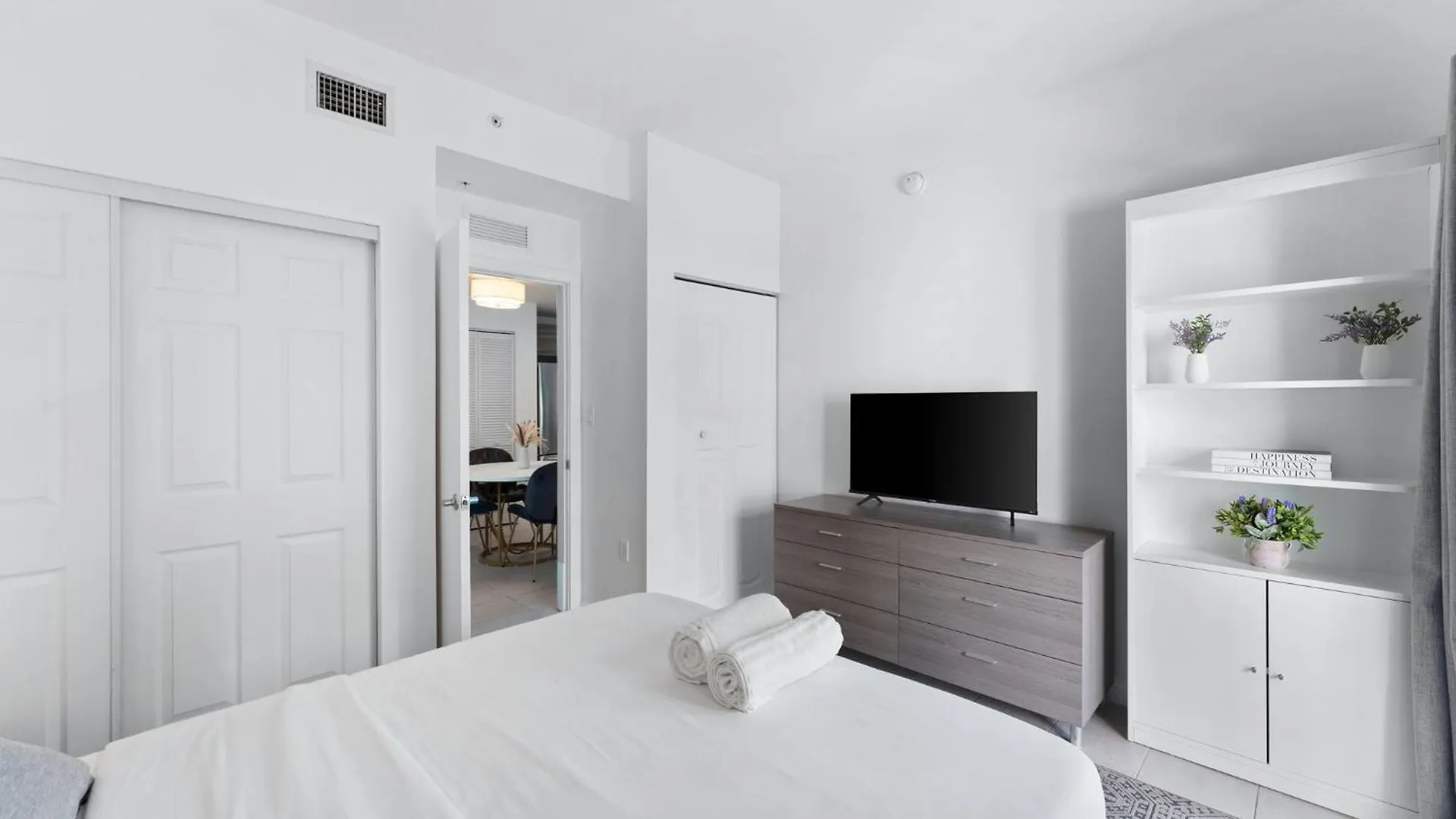 Modern In Edgewater Μαϊάμι