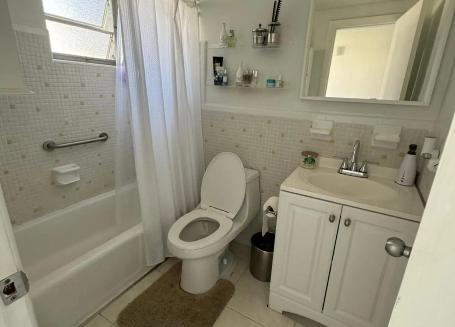 One Bedroom Minutes From The Beach Appartamento Miami
