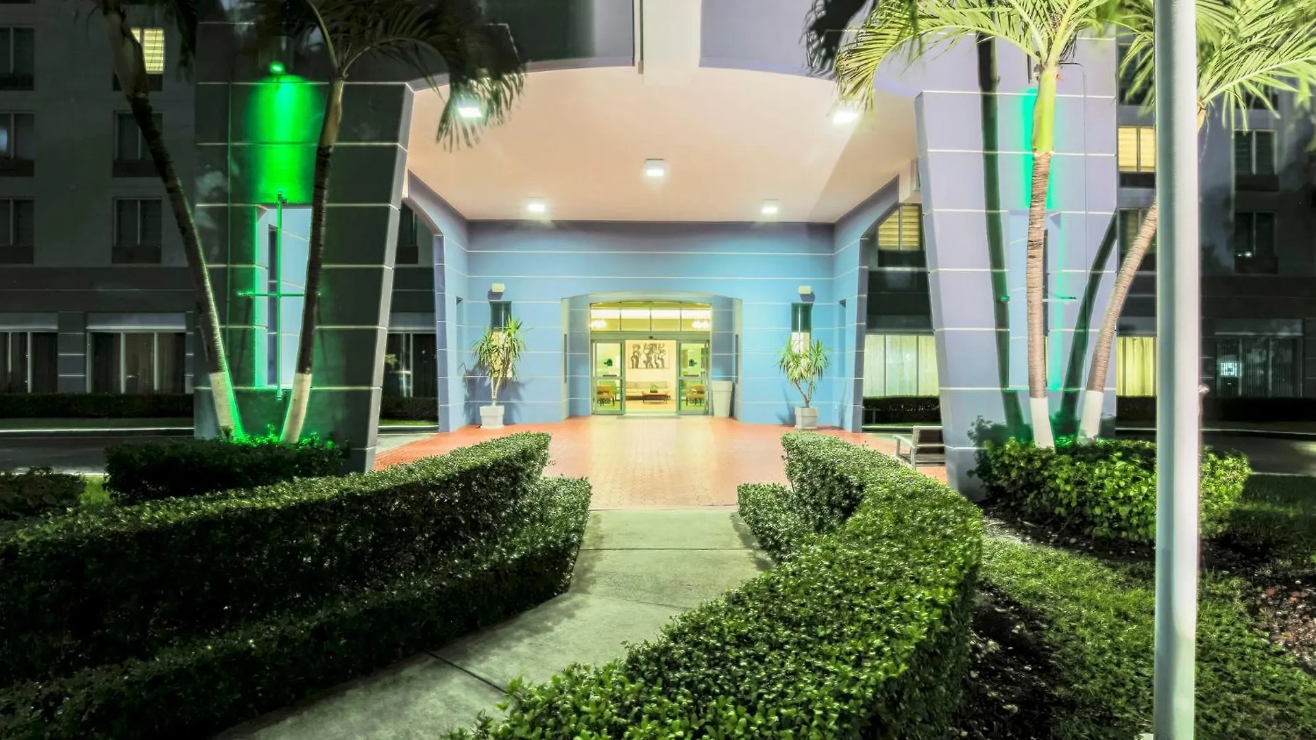 Hotel Miami-doral Area By Ihg Doral