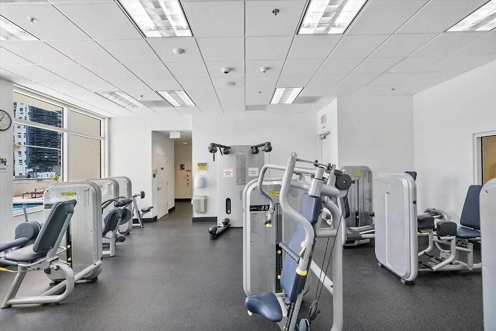 Appartamento 37th Floor Amazing Spacious Unit With Parking