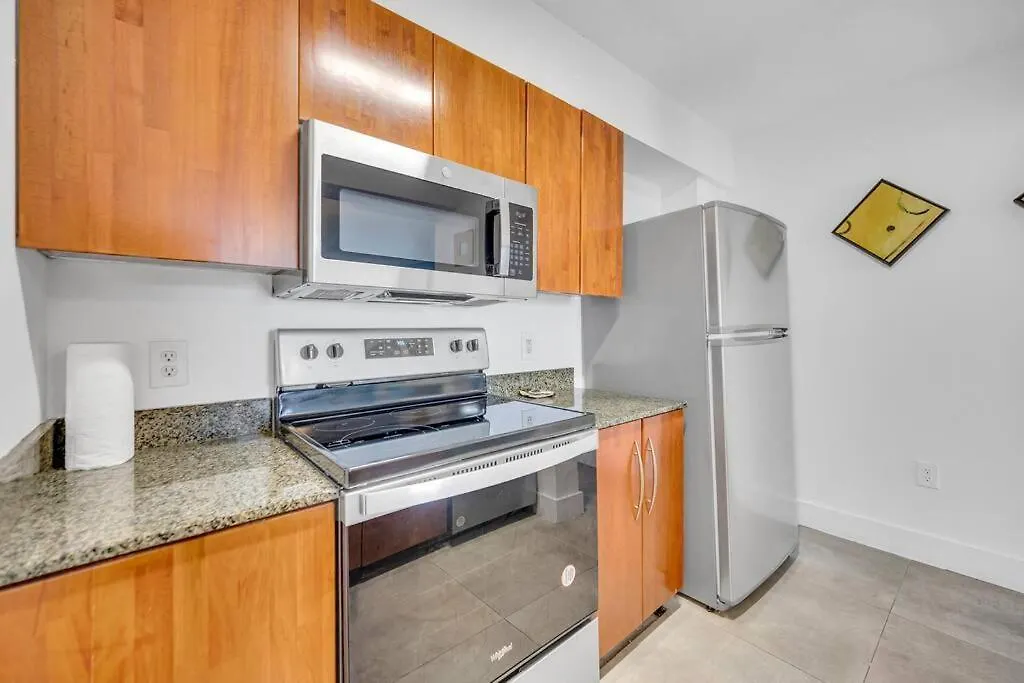 Appartamento 37th Floor Amazing Spacious Unit With Parking