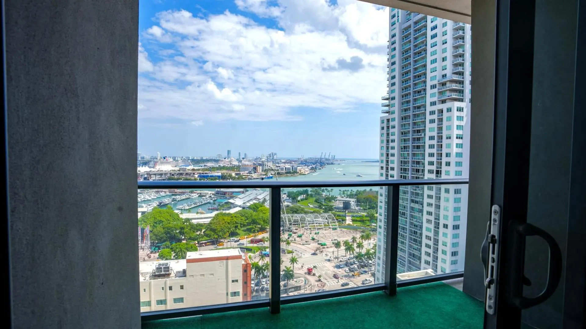 Vibrant Downtown Gem - 2br, Near Port Of & Entertainment * 迈阿密