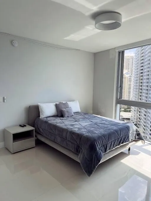 Luxury In Icon W Brickell 公寓