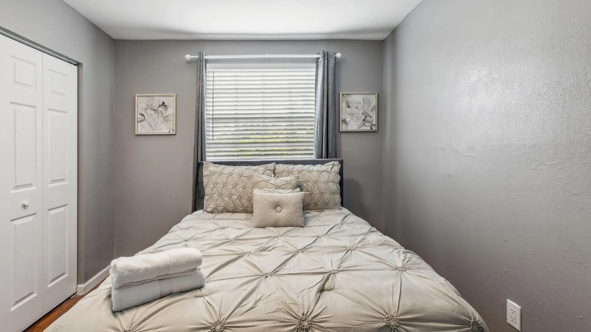 Spacious 3br In With Fenced Backyard 迈阿密
