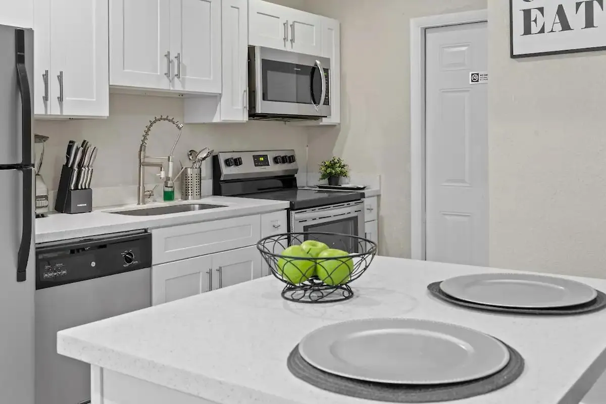 Renovu Premium House In Apartment