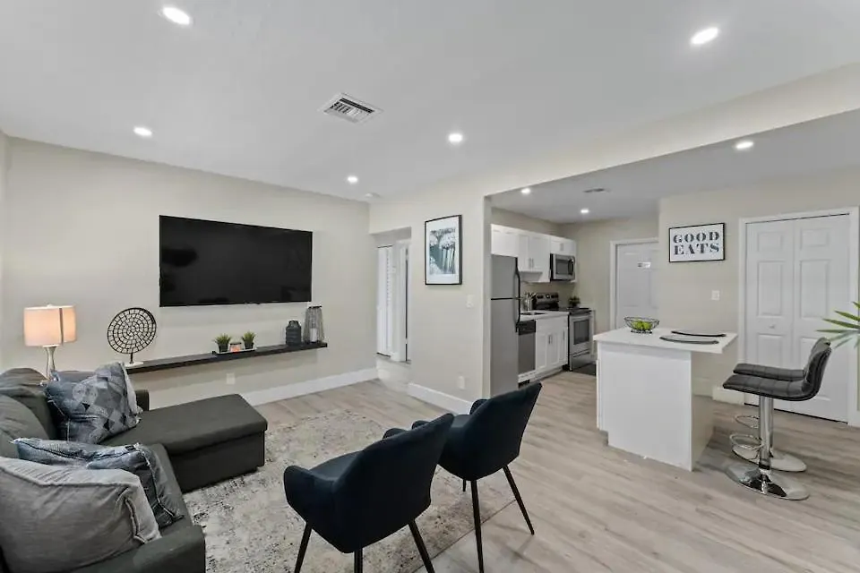 Renovu Premium House In Apartment *