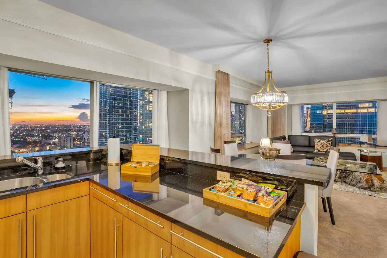 2 Bedroom Or King Studio Suites Four Seasons Hotel Miami Free Wi-Fi & Free Parking Apartmán