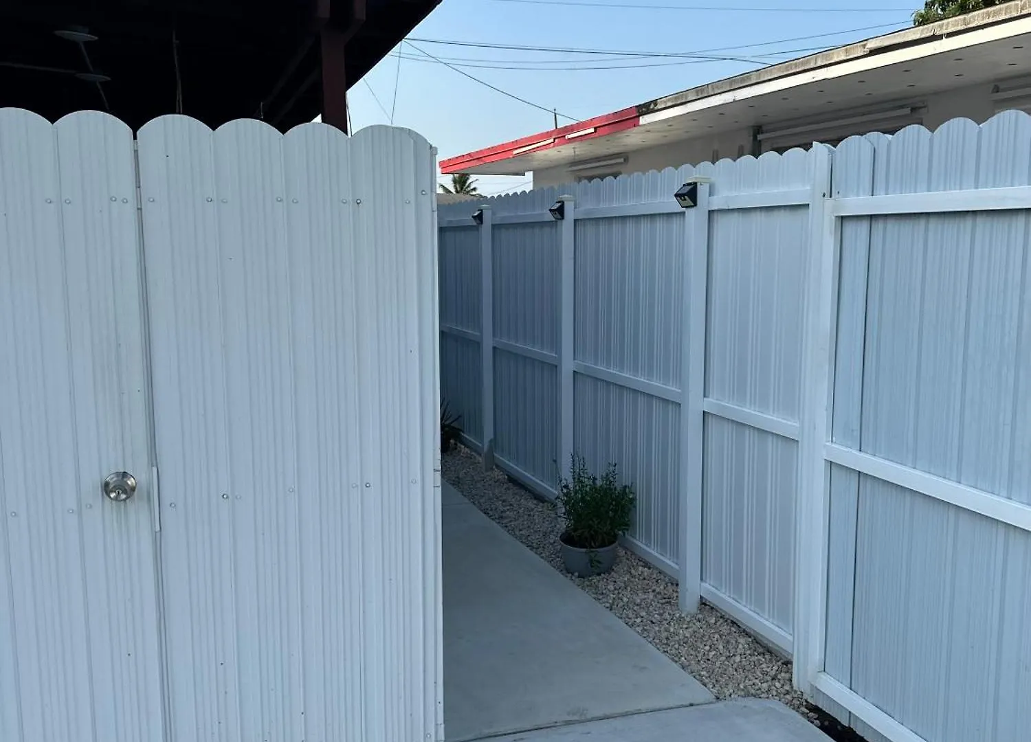 Campsite Near Mia Airport, Wynwood & *