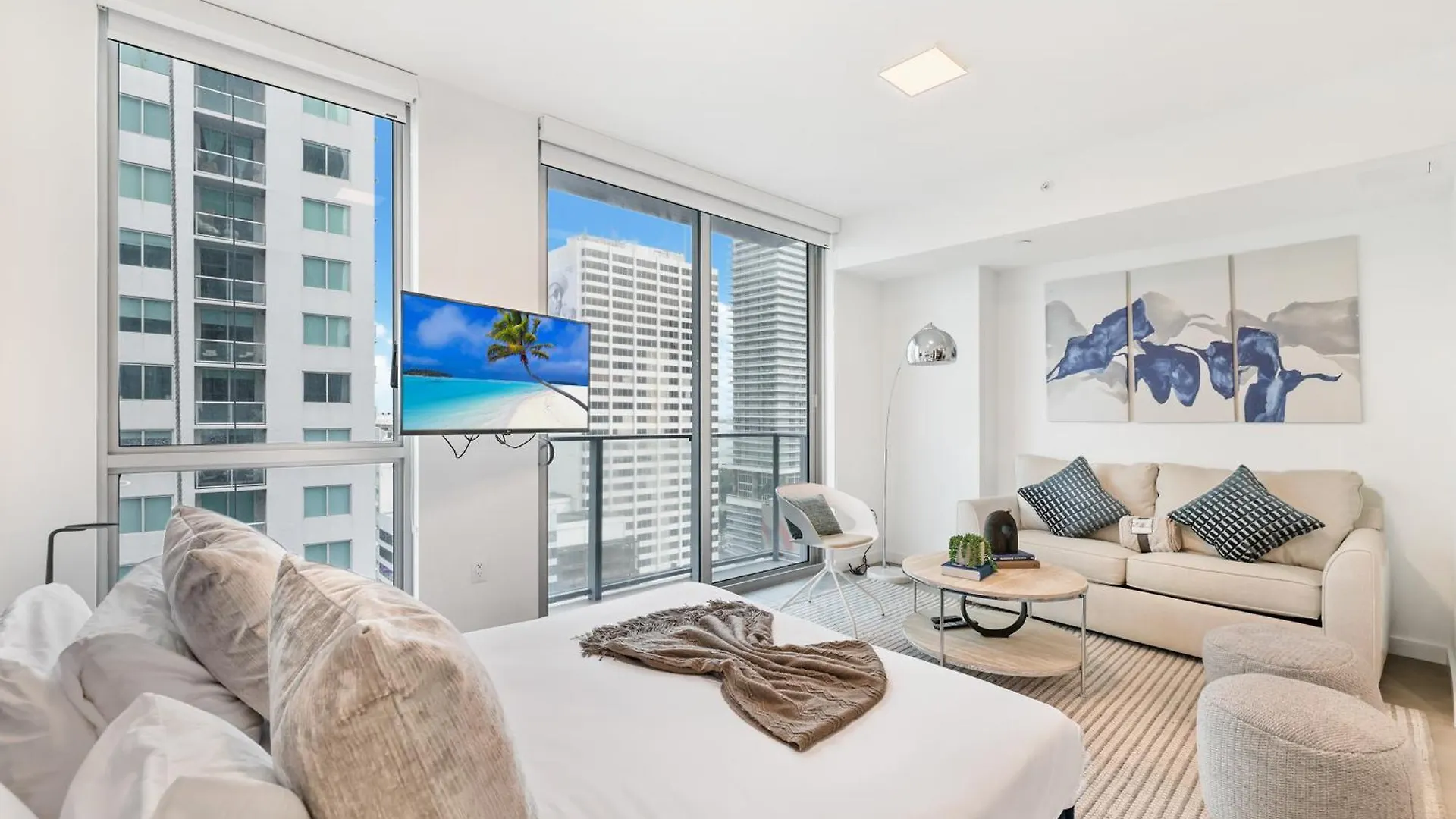 227 Condominium By Ionica Apartment *
