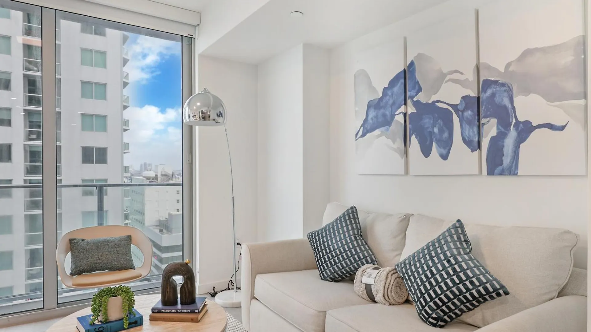 227 Condominium By Ionica * Miami
