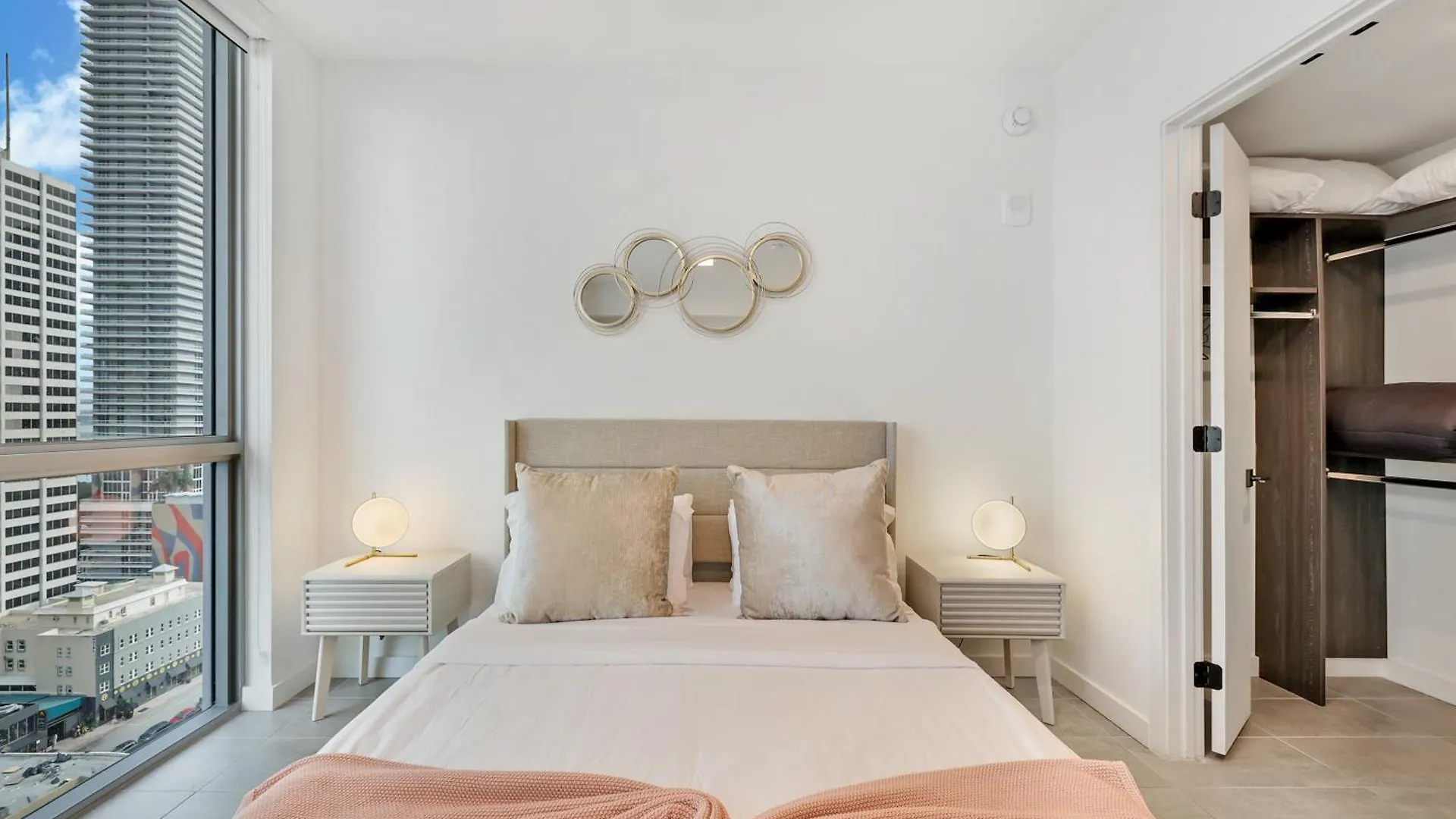 Apartment 227 Condominium By Ionica *