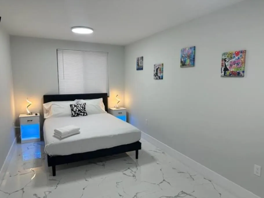 Villa Luxe 3 Bed & 3 Bath Minutes From Design District