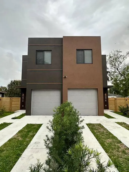 Luxe 3 Bed & 3 Bath Minutes From Design District * Miami