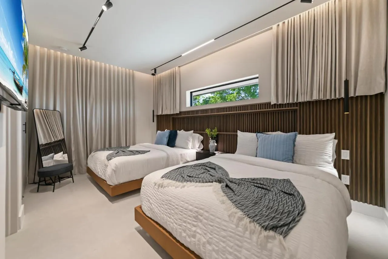 Holiday home Wonderlake Infinity Pool L66 Miami