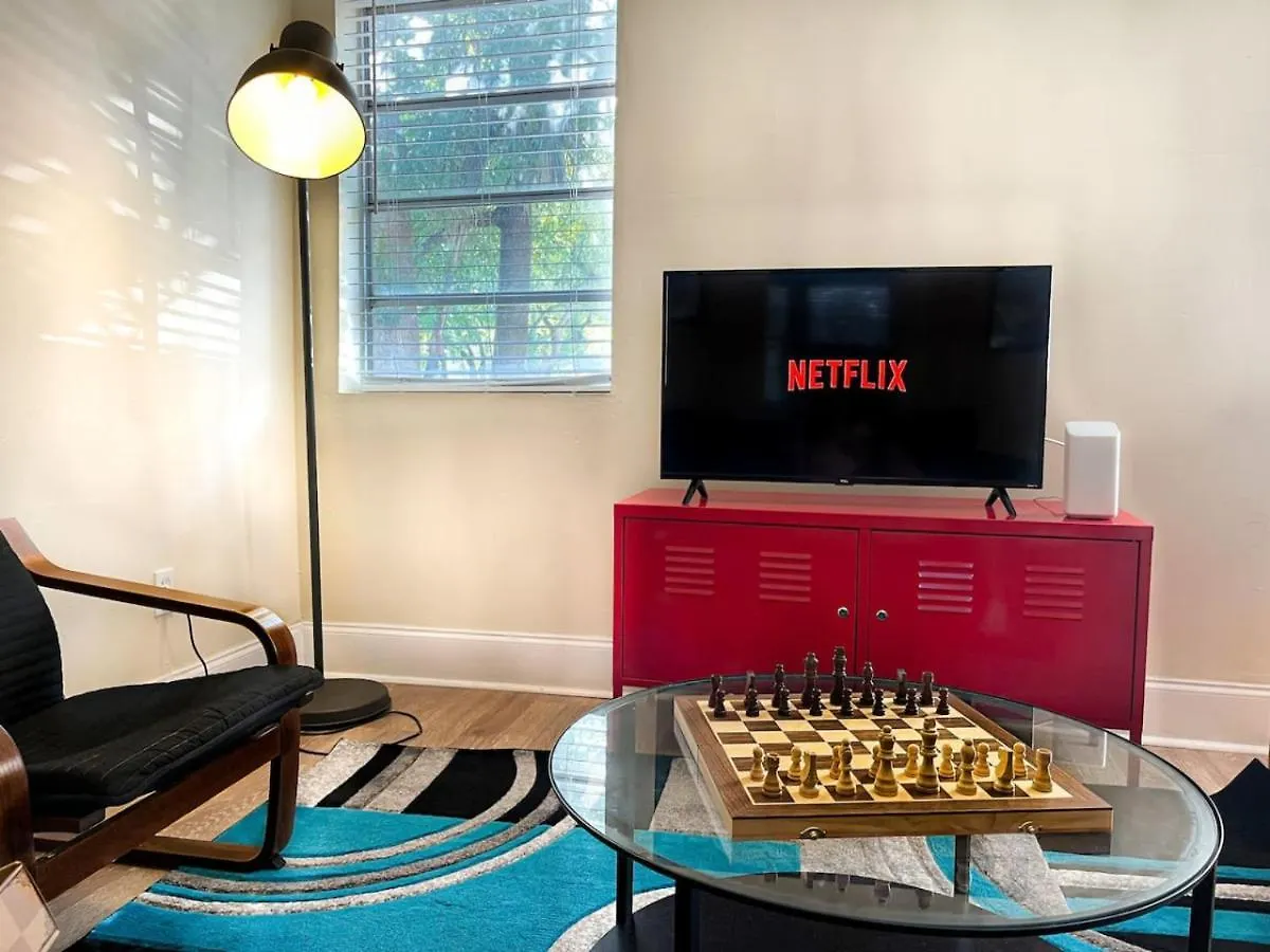 4bed2ba Historic Spacious Brickell With Hot Tub 펜션