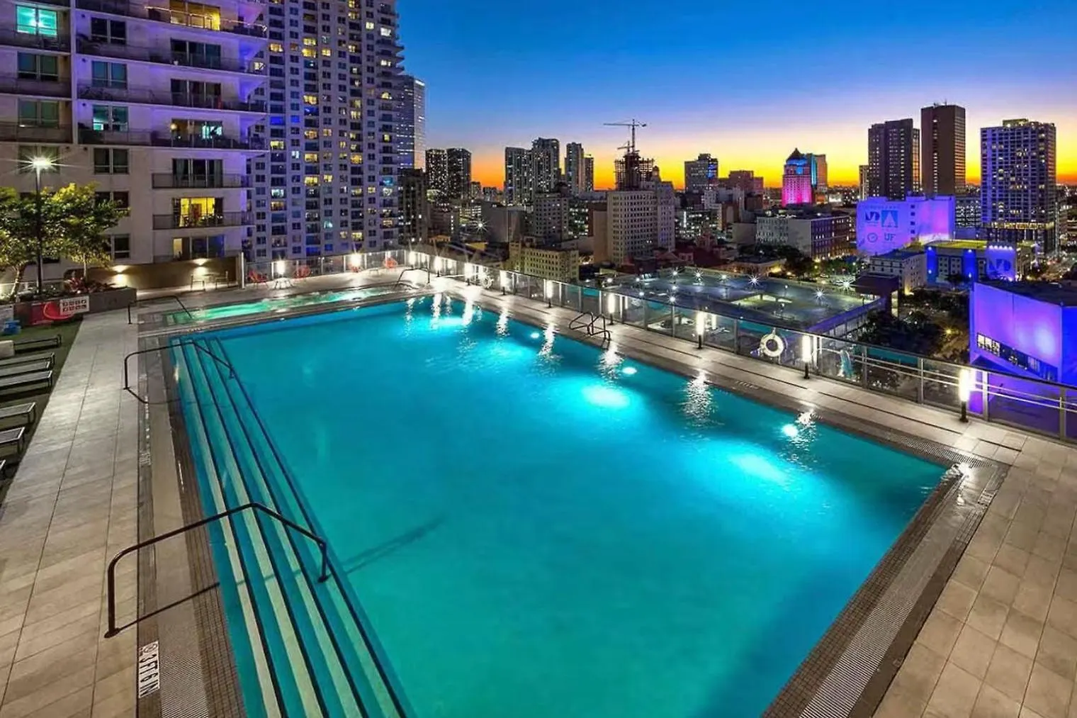 Blueground - Downtown Gym Pool Nr Shops Mia-77 Lägenhet Miami