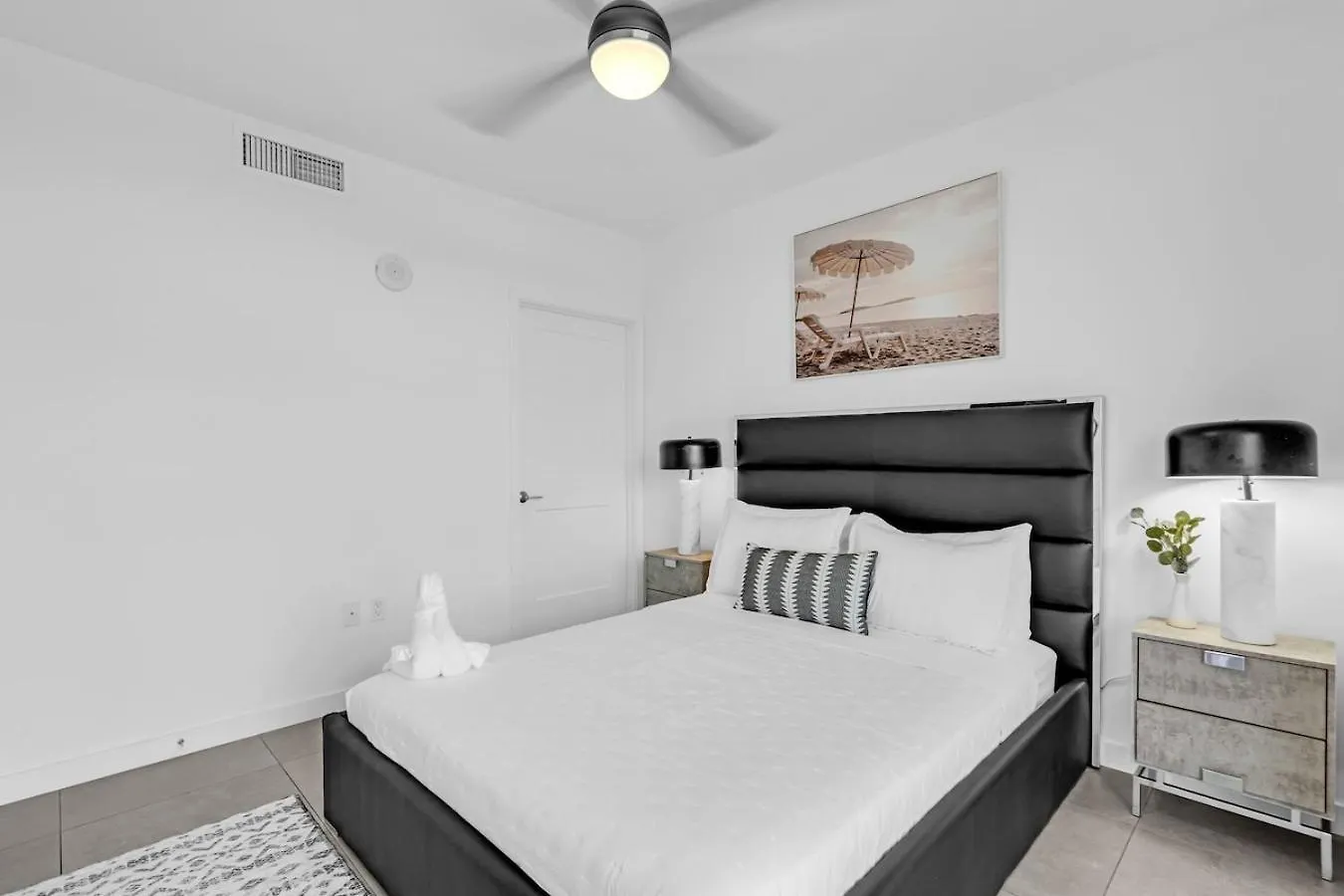Prime Location 3 Bed Gem Near Brickell With Parking Apartment Miami