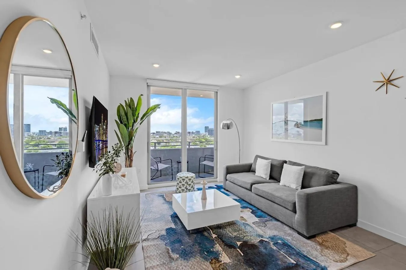 Apartment Prime Location 3 Bed Gem Near Brickell With Parking *
