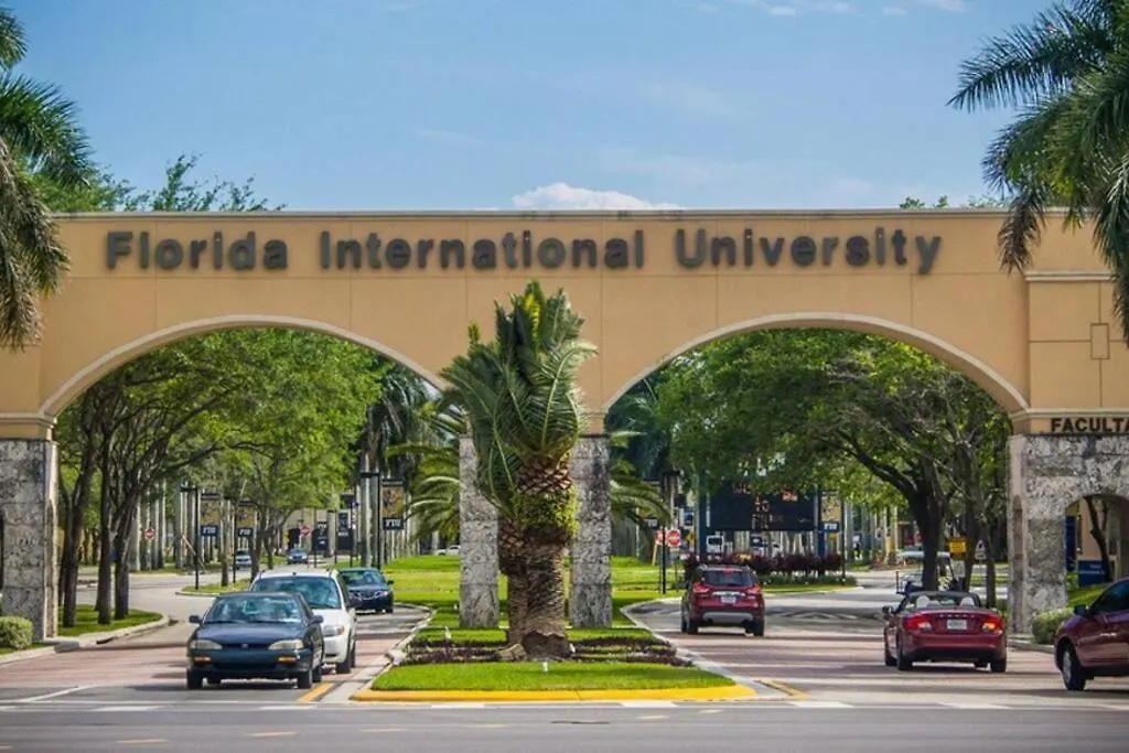 Apartmán Oasis 7 Mins To Dolphin Mall Mia Ps4 Games Miami