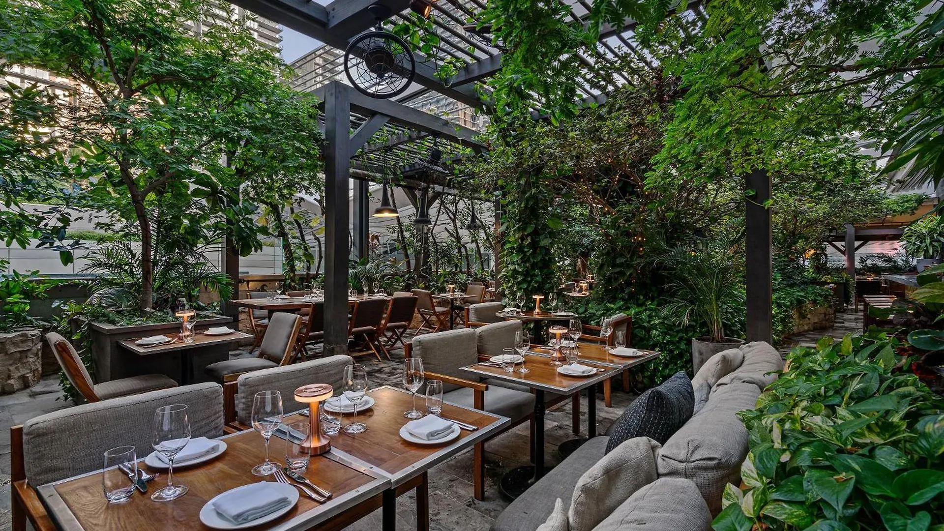 East, 4* Miami