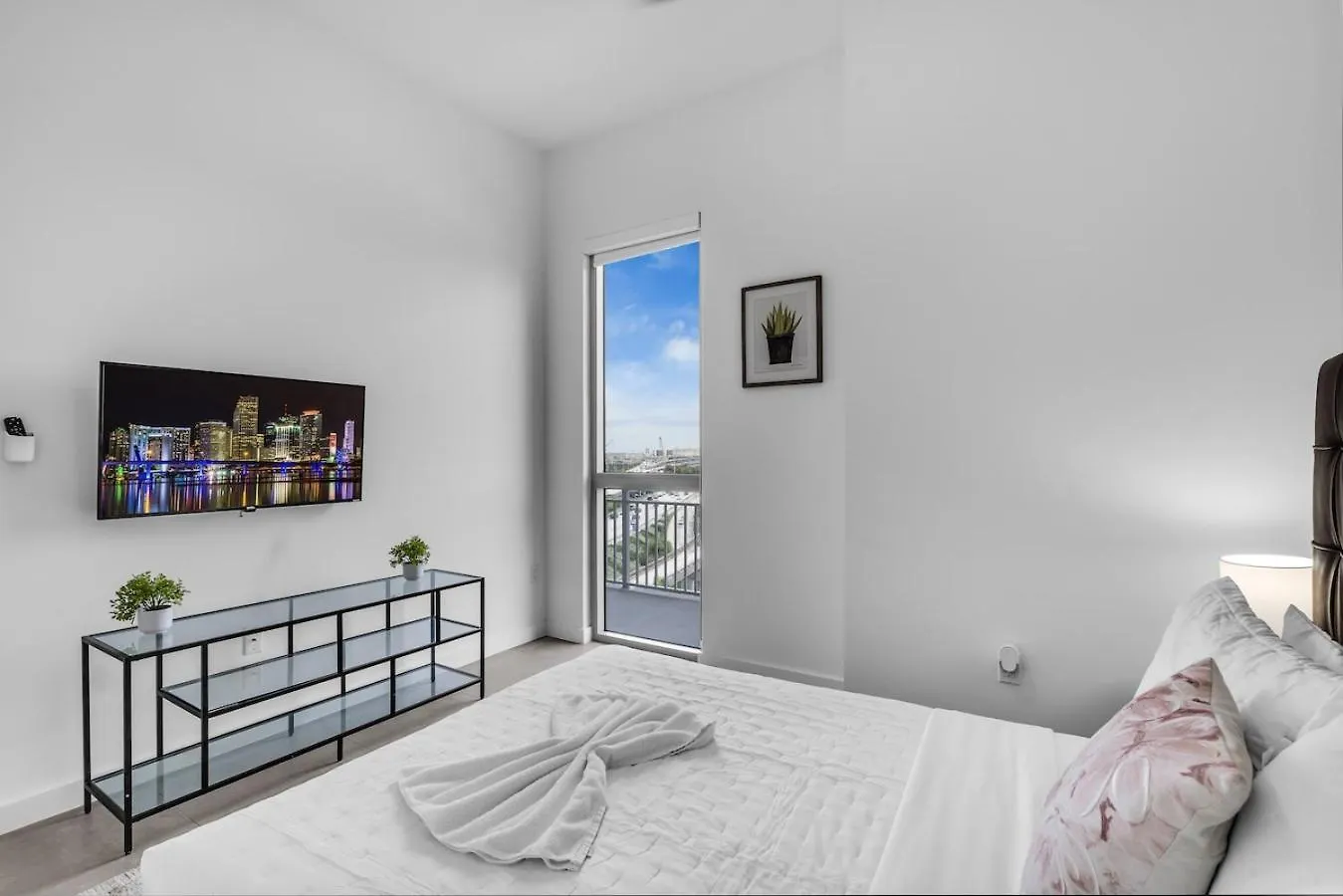 Urban Escape 3 Bed Unit Near Brickell And Wynwood Lägenhet