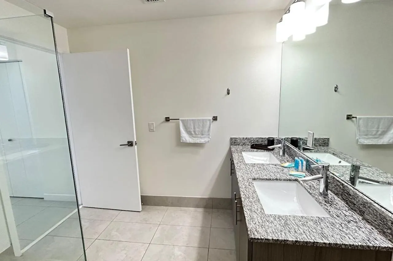 Style Luxury Living In Doral, Daire