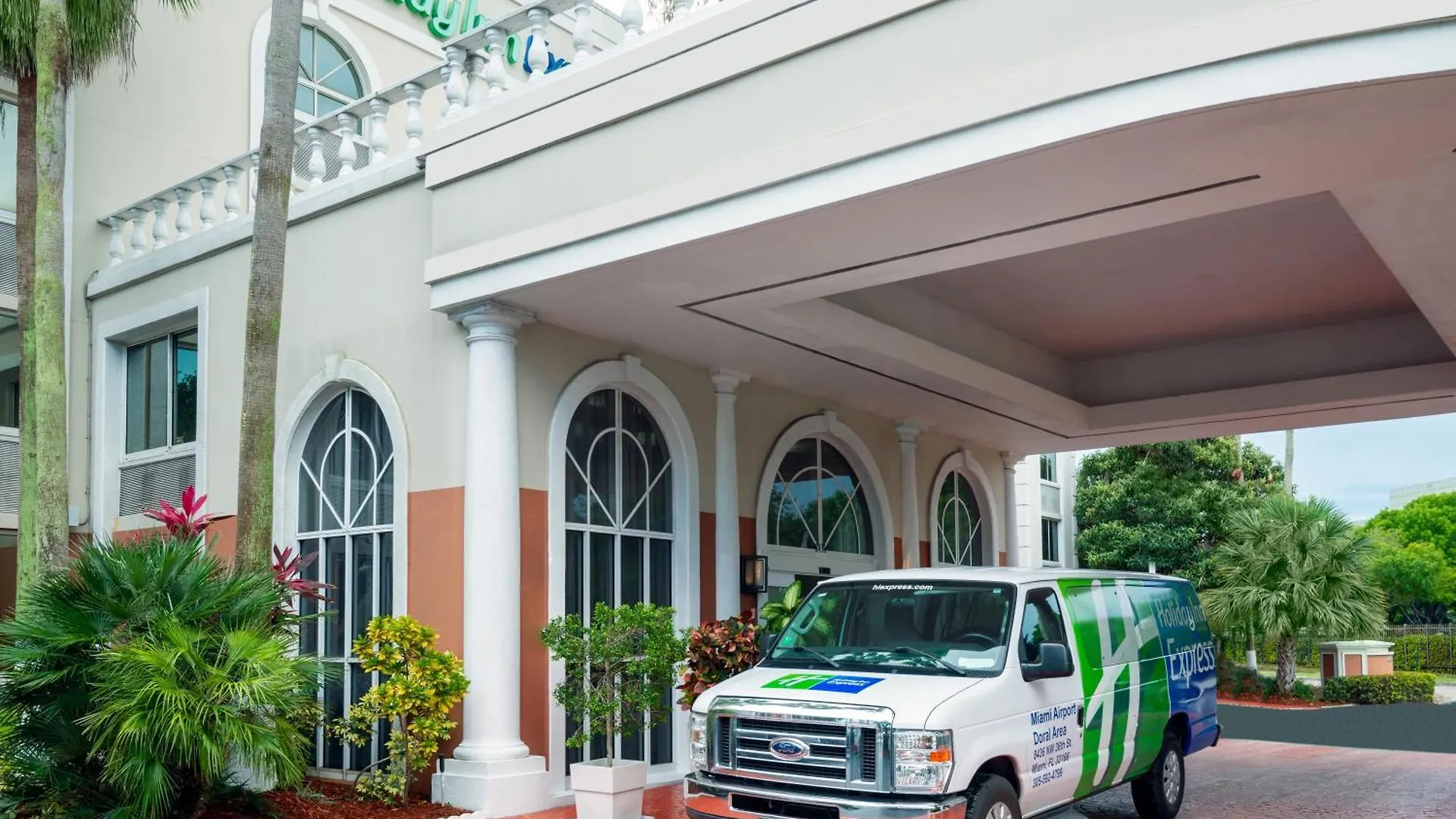 Express Miami Airport Area By Ihg