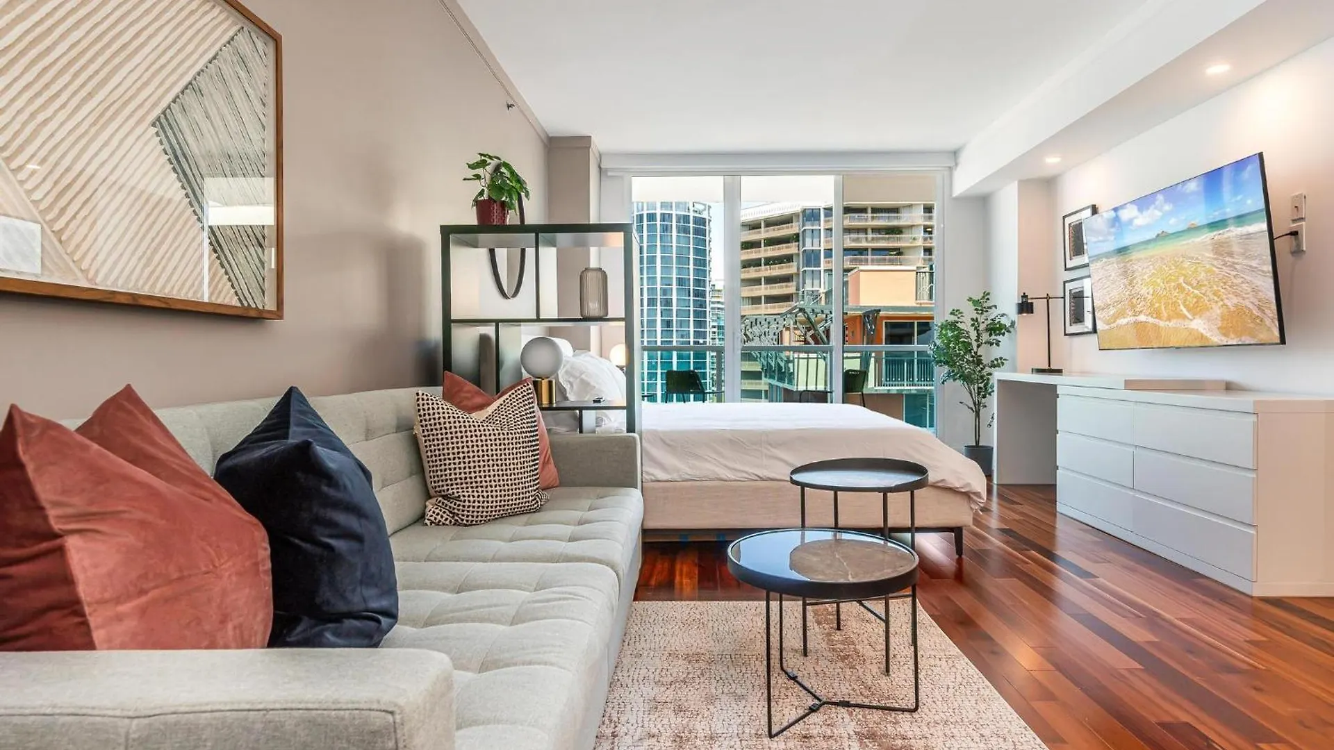Renovated Coconut Grove Includes Parking * Miami