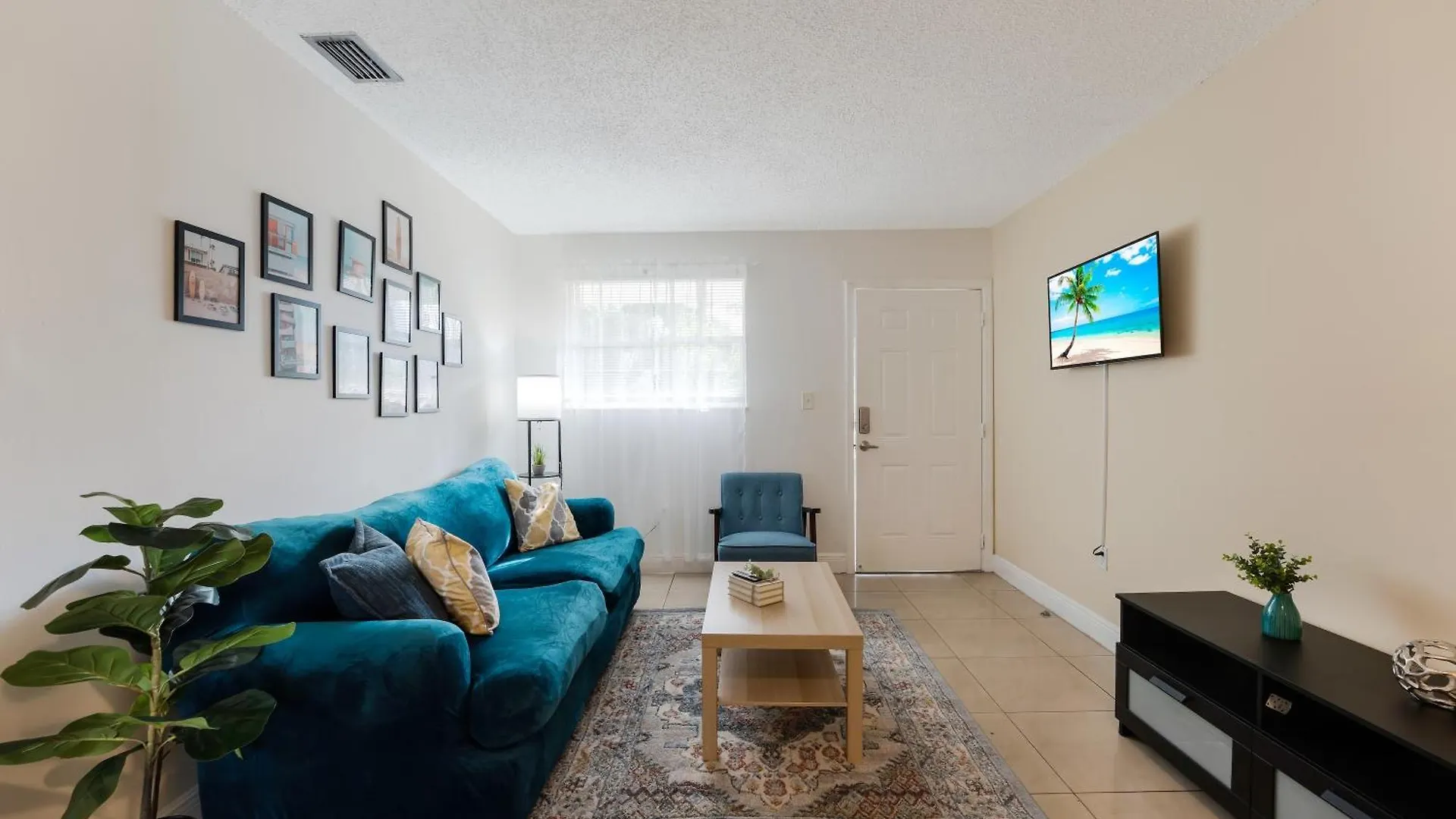 Apartamento Chic 2 Bedroom Close Downtown W Parking