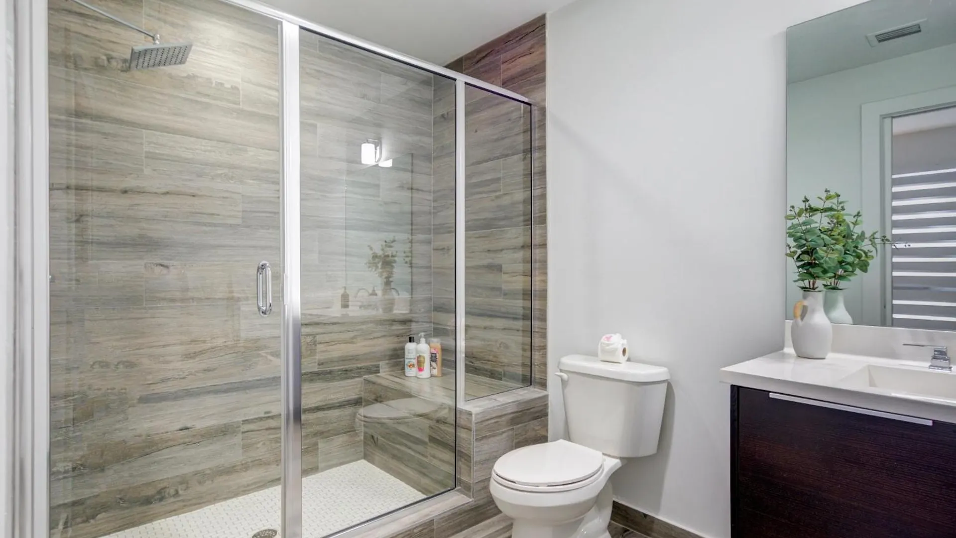 Modern 3br Ph With Rooftop Plunge Pool In