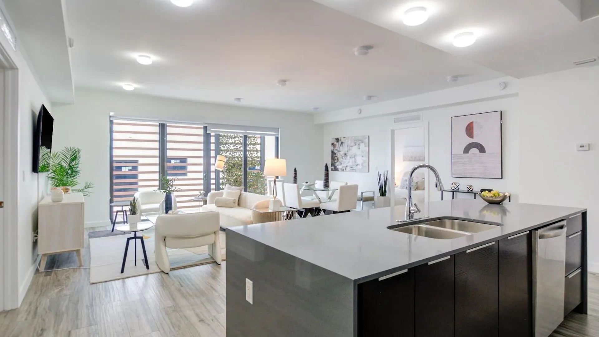 Modern 3br Ph With Rooftop Plunge Pool In Lejlighed