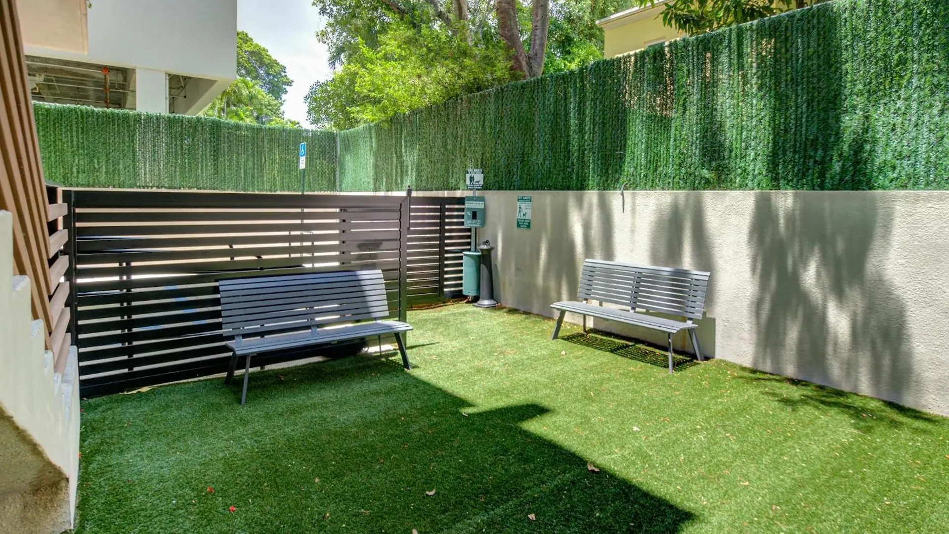 Modern 3br Ph With Rooftop Plunge Pool In