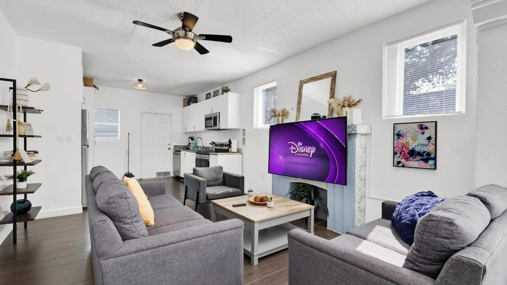 Dos Casitas Design District #1 - 3 Bedroom House