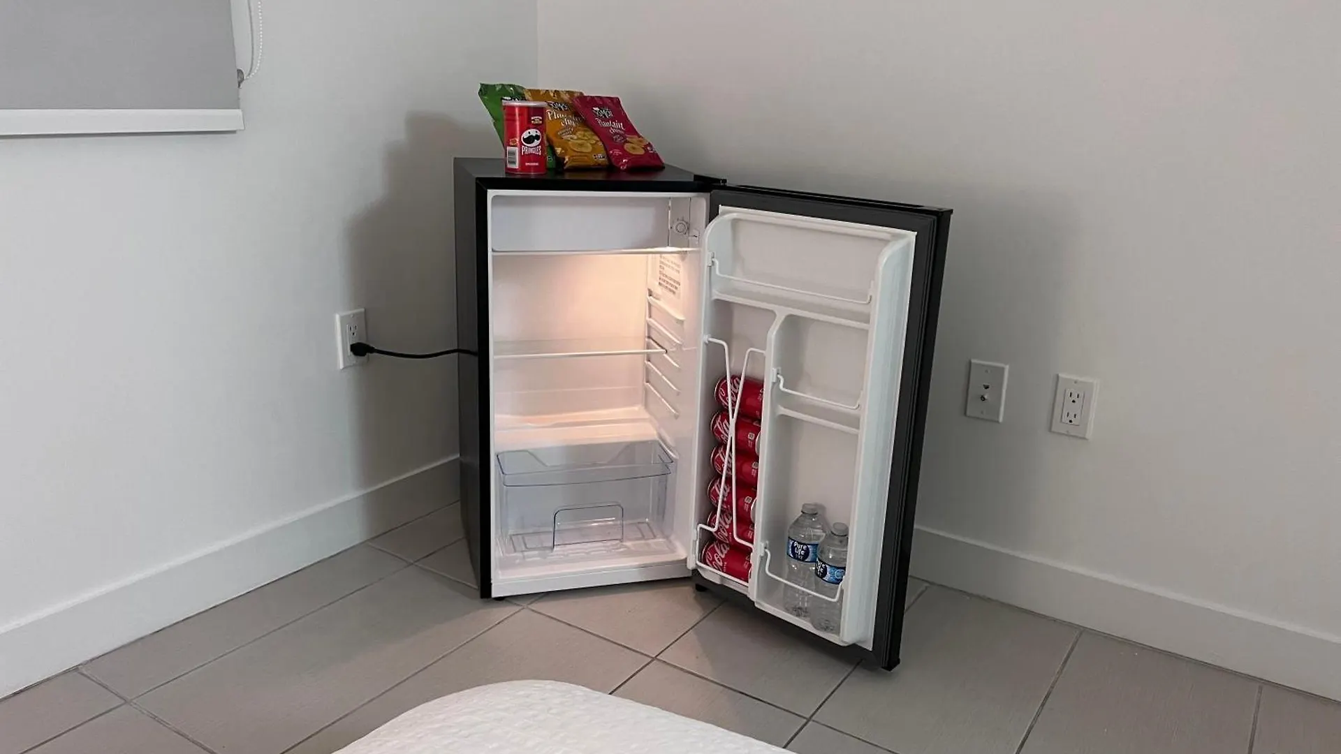 Master Bed In Calle Ocho Miami