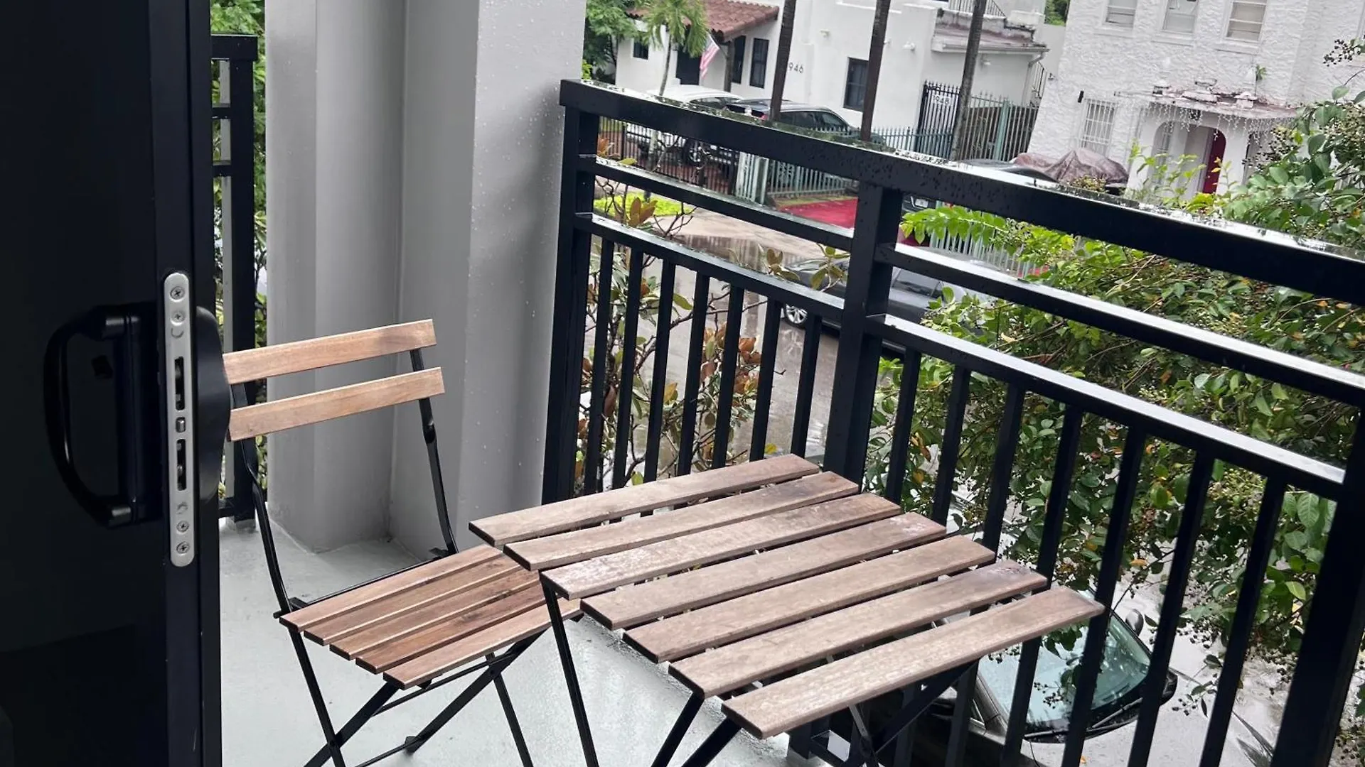 Master Bed In Calle Ocho Homestay *