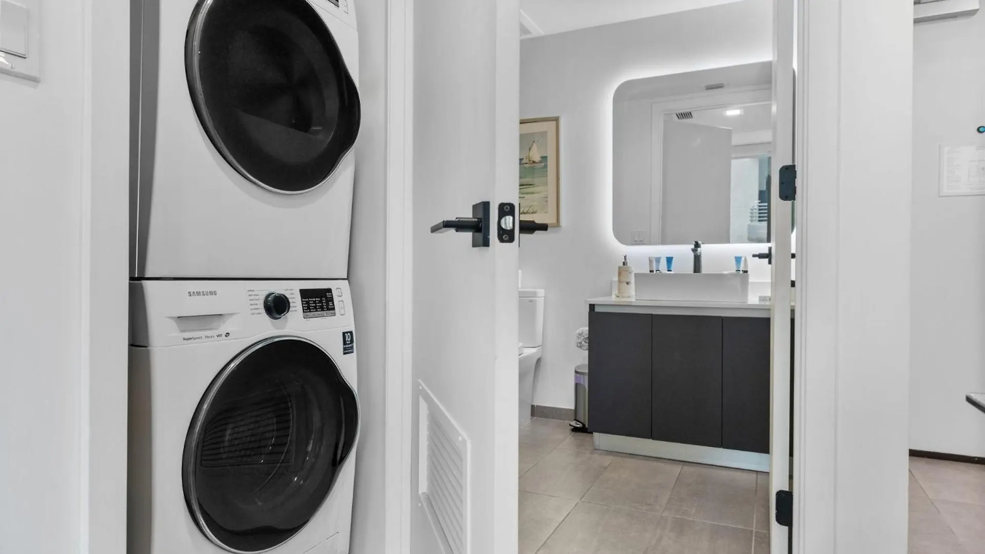 Luxury Living In The Heart Of Downtown Appartamento