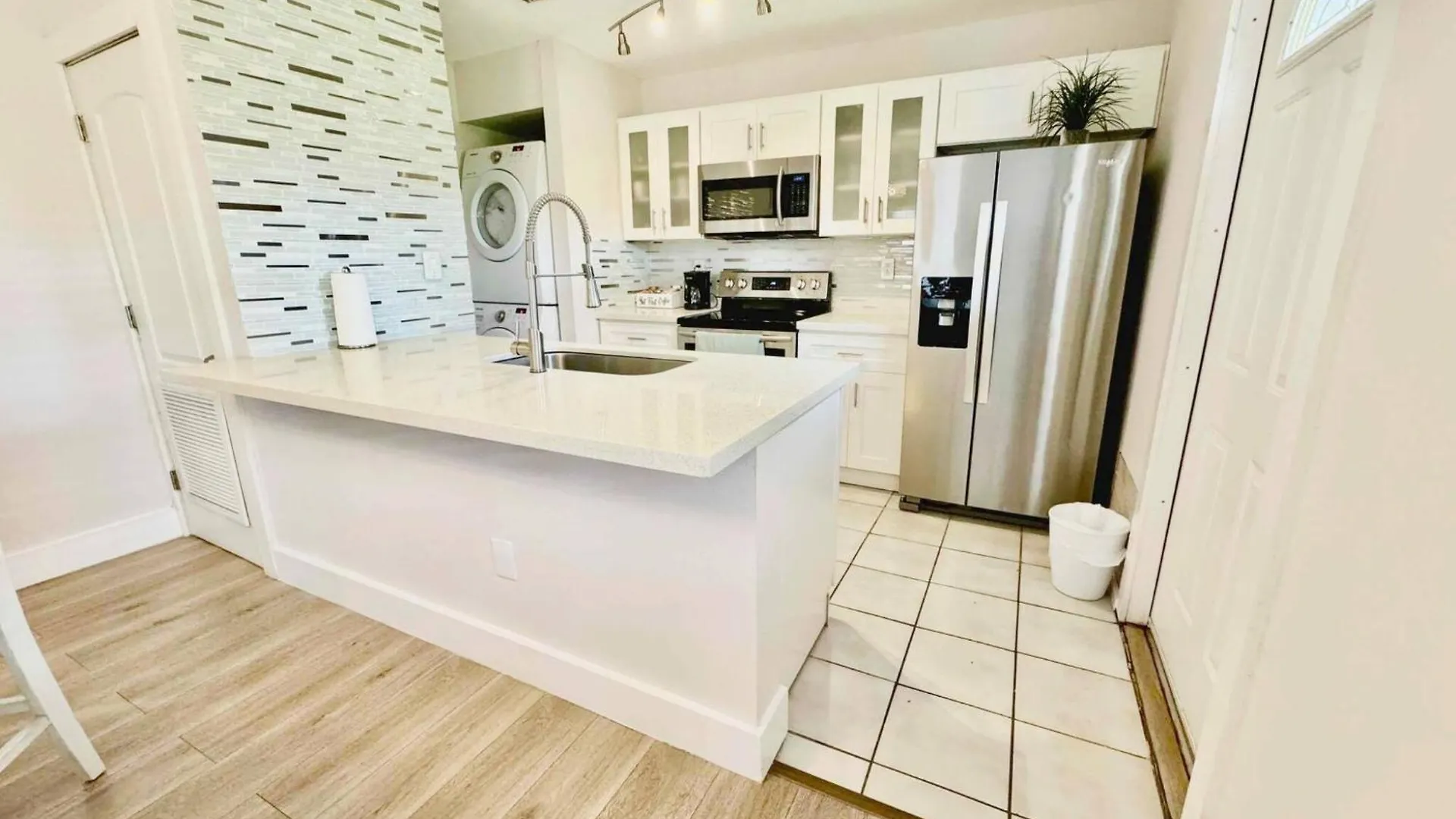 Cozy Near Coconut Grove And The Of Casa vacanze Miami