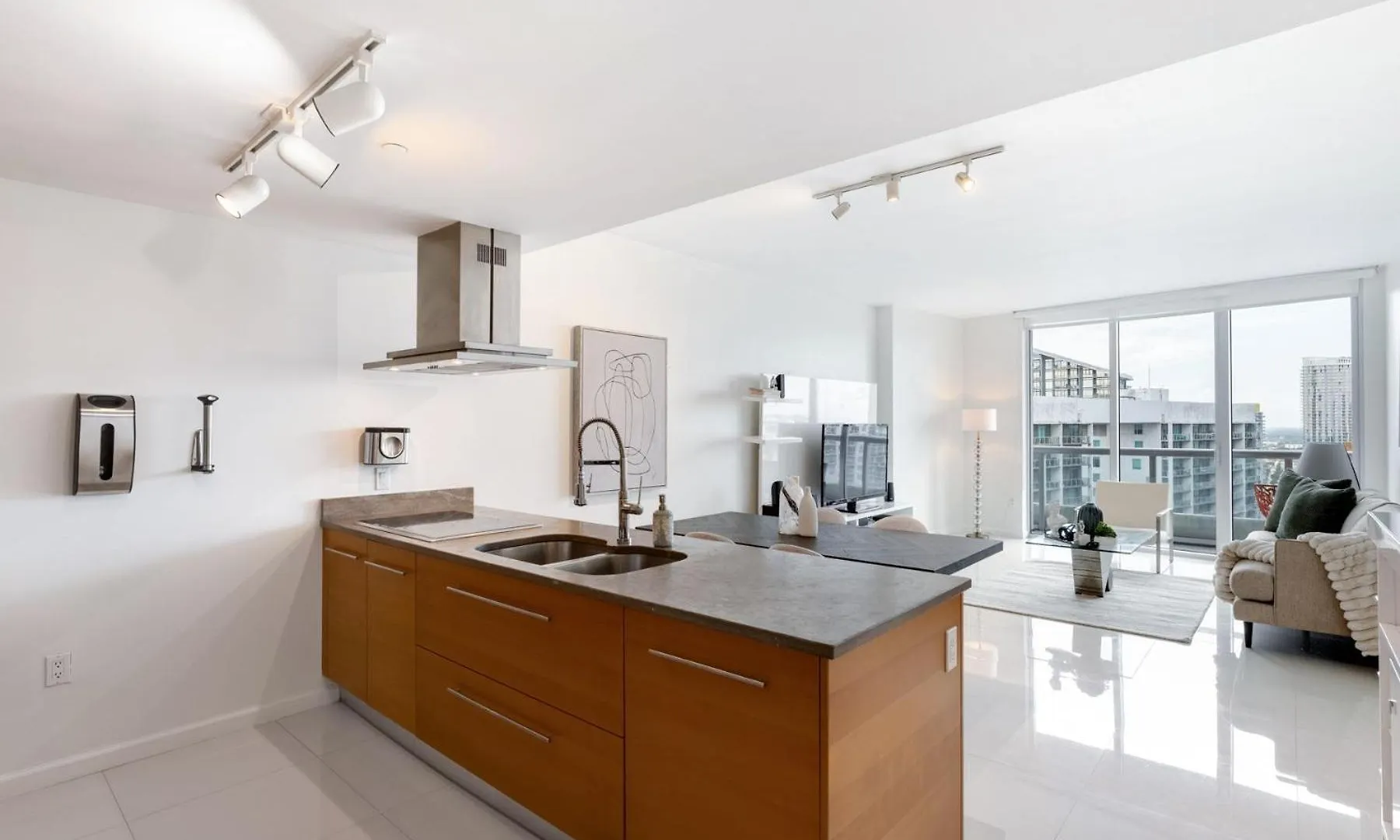 Apartment Icon W Brickell By Imd Elegant River View 1br 1ba