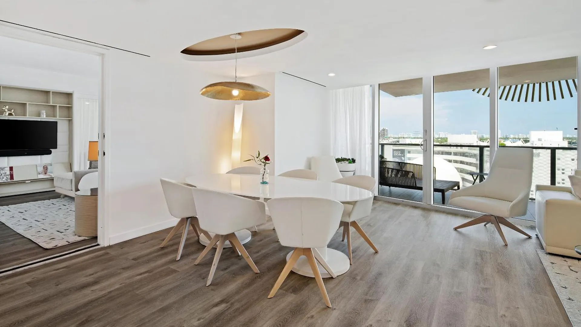 The Grayson Downtown 4*