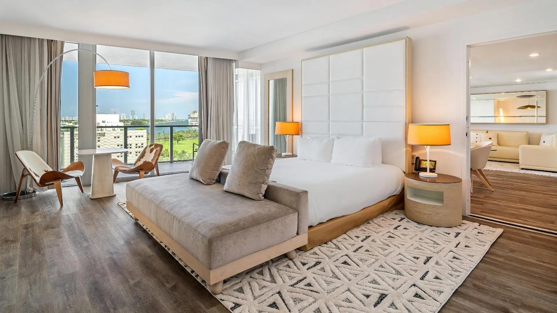 Hotel The Grayson Downtown 4*