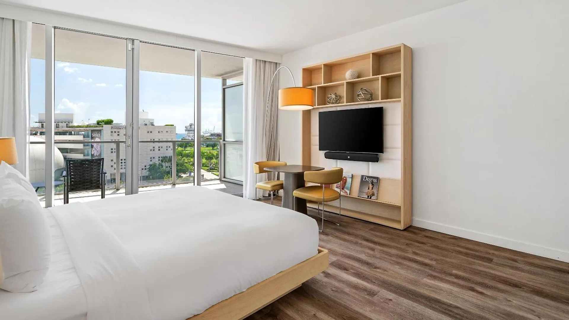 The Grayson Downtown Hotel 4*
