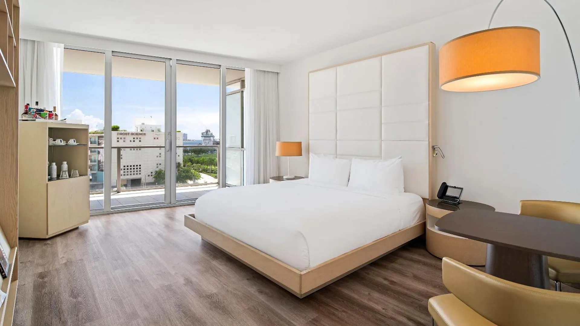 Hotel The Grayson Downtown 4*