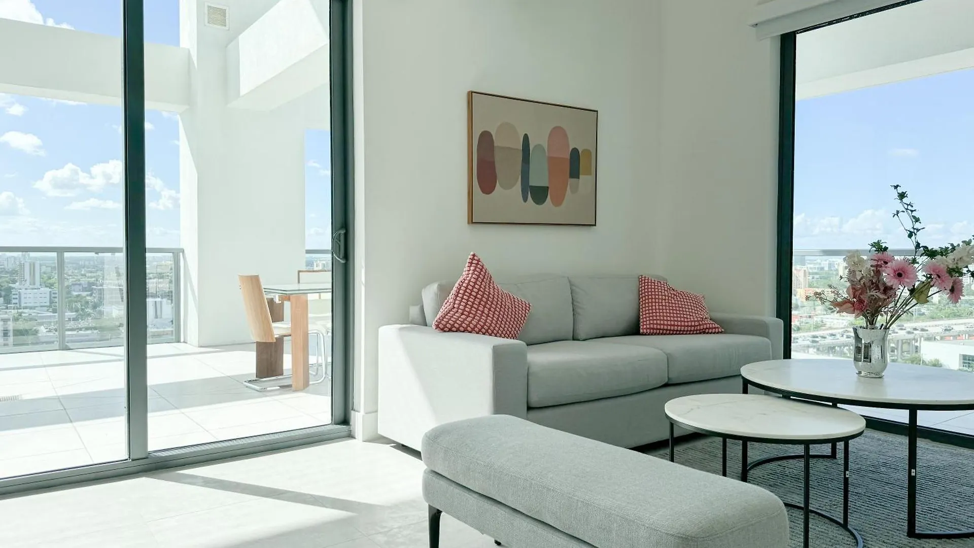 Private Terrace In Luxury 3br In Brickell