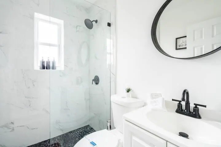 Διαμέρισμα Hot Tub, Games & King Bed - 8min From Airport, & Dt Μαϊάμι