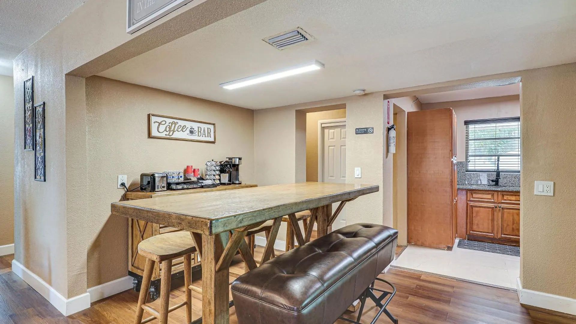 11 Mi To South With Screened Porch! *